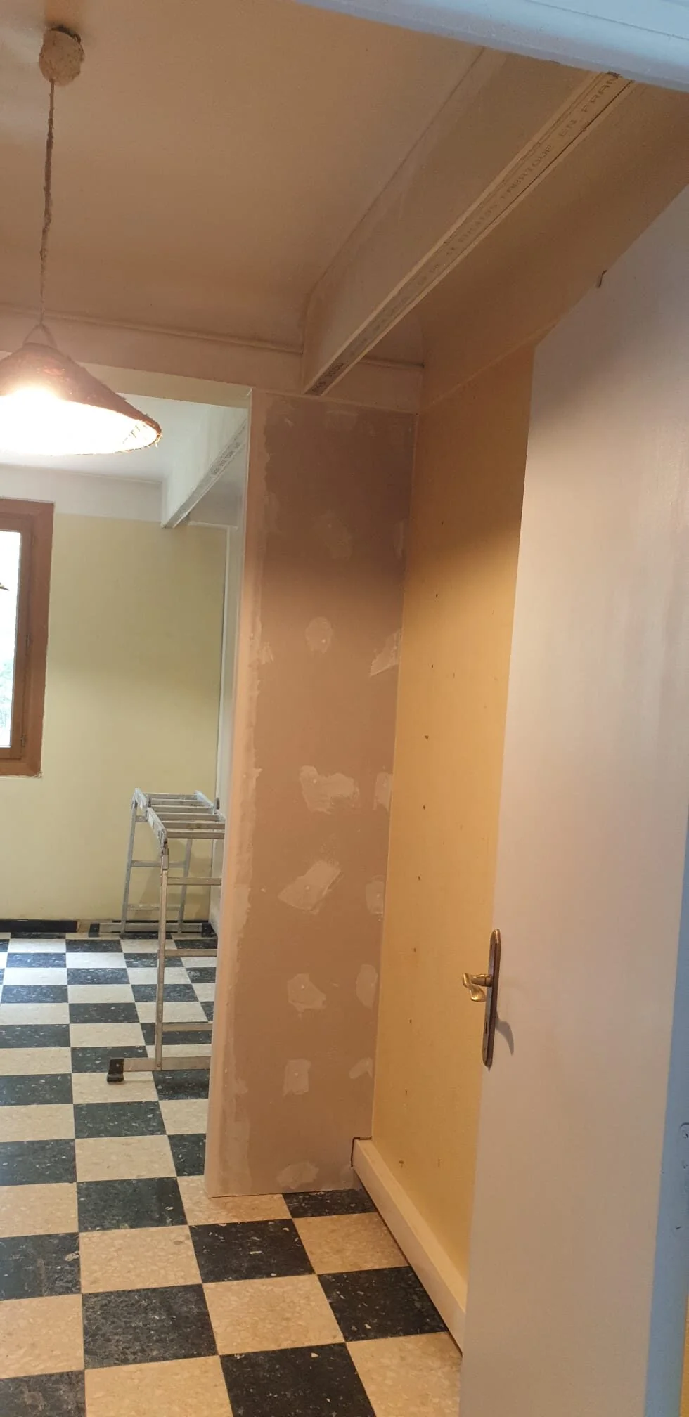 Placo & cloisons à Perpignan - chantier réalisé par Mike Rénovation